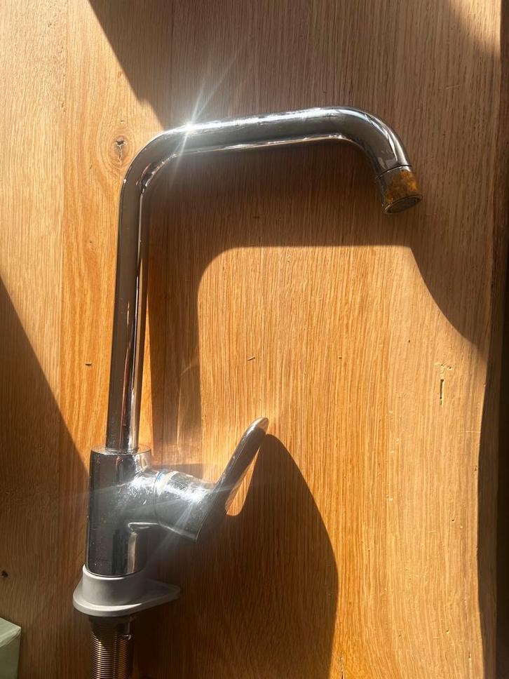 Hans Grohe Keukenkraan - Prima voor Schuur/Werkplaats, Doe-het-zelf en Verbouw, Sanitair, Gebruikt, Kraan, Chroom, Ophalen
