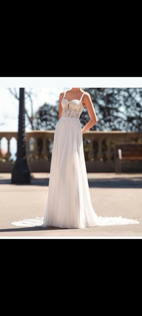 Susanna Rivieri Trouwjurk A-lijn, maat 38/40, Kleding | Dames, Trouwkleding en Trouwaccessoires, Zo goed als nieuw, Trouwjurk