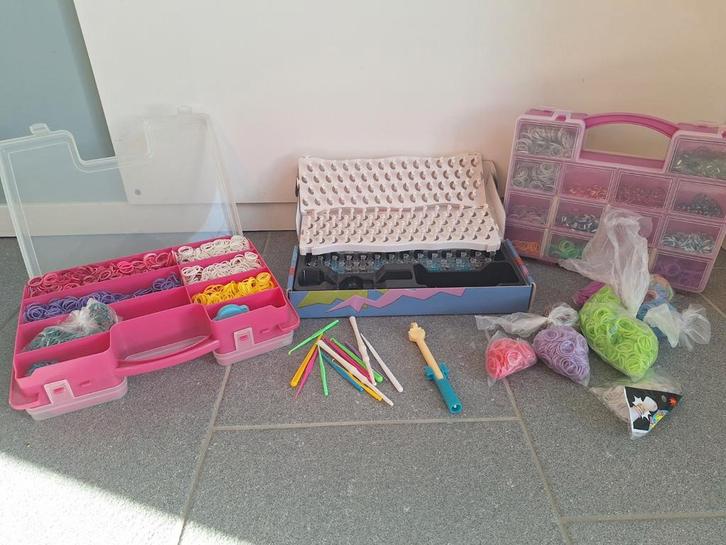 Compleet Loom Elastiekjes Set, Kinderen en Baby's, Speelgoed | Educatief en Creatief, Zo goed als nieuw, Ophalen of Verzenden