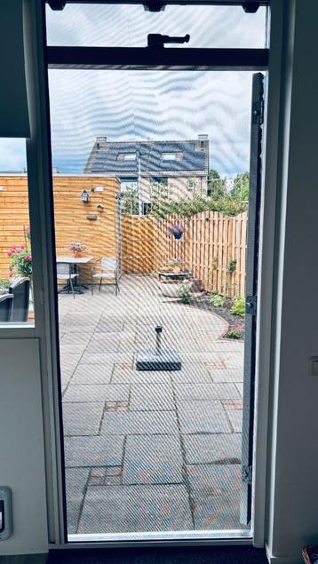 Rol hordeur te koop voor een prettige prijs beschikbaar voor biedingen