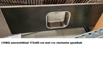 (1080) Aanrechtblad 173x60 cm met rvs vierkante spoelbak beschikbaar voor biedingen