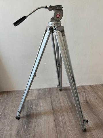 Bolex Paillard Statief voor H16 en H8 camera beschikbaar voor biedingen