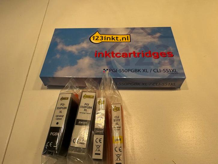 Canon PGI-550PGBK XL/CLI-551Y XL cartridges 123 inkt, Computers en Software, Printerbenodigdheden, Nieuw, Cartridge, Ophalen of Verzenden