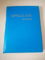 Verzameling Speldjes in Album, Verzamelen, Speldjes, Pins en Buttons, Ophalen of Verzenden, Gebruikt, Overige onderwerpen, Speldje of Pin