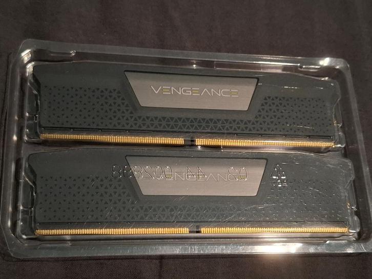 CORSAIR VENGEANCE DDR5 96GB (2x48GB) 6000MHz CL30 Intel XMP, Computers en Software, RAM geheugen, Zo goed als nieuw, Desktop, 128 GB