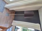 Staande schemerlamp met zwarte kap., Huis en Inrichting, Lampen | Vloerlampen, Ophalen, Gebruikt, Metaal, 150 tot 200 cm