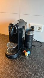 Nespresso apparaat met opschuimer - werkt perfect!, Gebruikt, Espresso apparaat, Ophalen of Verzenden, 1 kopje