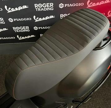 Vespa Gts Zadelhoes Alcantara beschikbaar voor biedingen