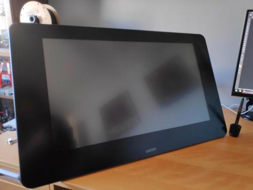 Wacom Cintiq 27QHD met Ergo arm, Computers en Software, Tekentablets, Zo goed als nieuw, Ophalen