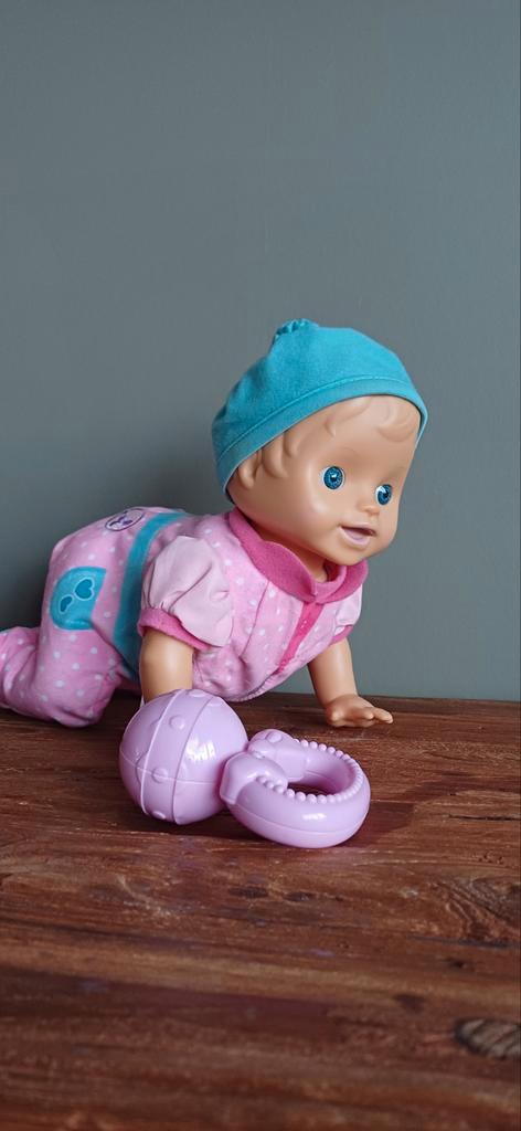 Kruipende pop, baby, little love, Lilly , vtech, Kinderen en Baby's, Speelgoed | Poppen, Zo goed als nieuw, Babypop, Ophalen of Verzenden