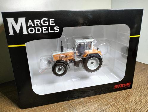 Te koop Marge Models Steyr 8130 SK2 Kommunal gelimiteerd., Hobby en Vrije tijd, Modelauto's | 1:32, Nieuw, Tractor of Landbouw