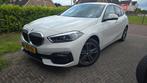 BMW 1-Serie 118i 140pk Aut 2019 Wit, 65 €/maand, 1295 kg, Wit, Bedrijf