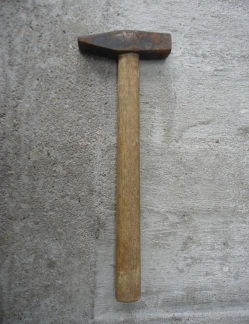 Oud gereedschap - bank hamer - ( 2) - T.E.A.B., Antiek en Kunst, Antiek | Gereedschap en Instrumenten, Ophalen of Verzenden