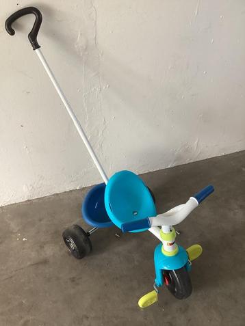 Driewieler met duwstang beschikbaar voor biedingen