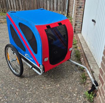 te koop croozerdog honden fietskar in nette staat beschikbaar voor biedingen