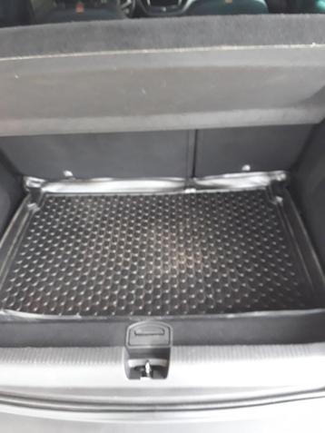 Guardliner Kofferbakmat rubber.Opel Corsa. Lage laadvloer. beschikbaar voor biedingen