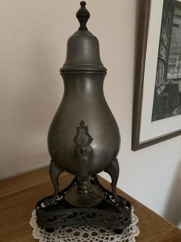 Tinnen Koffiekan/Theekan met Brander  - Tiel in nette staat beschikbaar voor biedingen