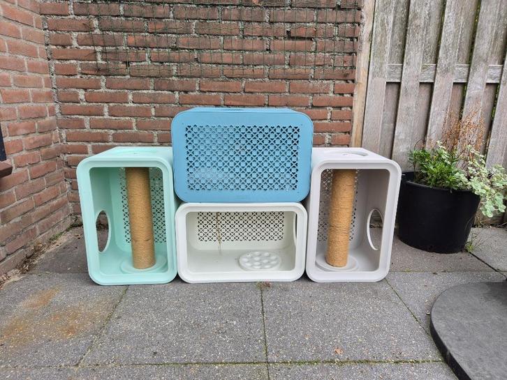 katten meubel cat cubz beezteez, Dieren en Toebehoren, Krabmeubelen, Gebruikt, Krabpaal, Ophalen