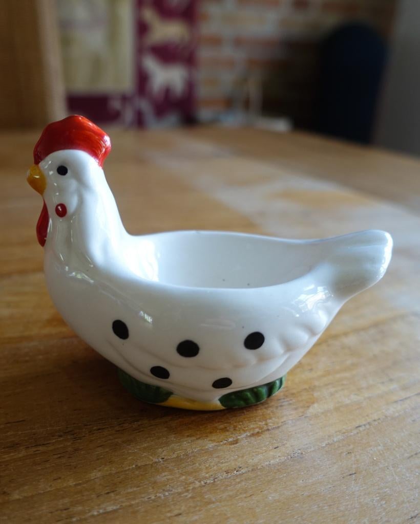 kippen schaaltje van porselein voor paaseitjes, Ophalen of Verzenden, Zo goed als nieuw