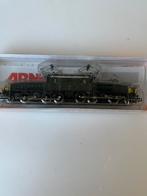 Arnold electrische trein krokodil, Hobby en Vrije tijd, Modeltreinen | N-Spoor, Arnold, Gelijkstroom, Wagon, Ophalen of Verzenden