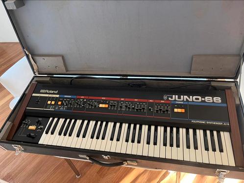 Roland Juno 6 (Tubbutec / Serviced), Muziek en Instrumenten, Synthesizers, Zo goed als nieuw, 61 toetsen, Roland, Ophalen