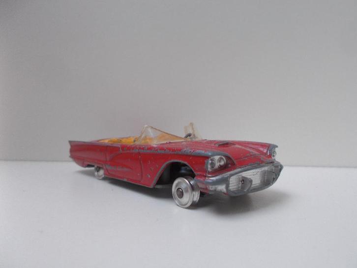 3929 Ford Thunderbird Corgi Toys, Hobby en Vrije tijd, Modelauto's | 1:43, Gebruikt, Auto, Corgi, Ophalen of Verzenden