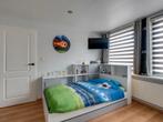Bed + kleding kast, Huis en Inrichting, Ophalen, Zo goed als nieuw, Eenpersoons, Hout