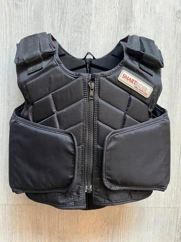 Stevige bodyprotector kindermaat XS beschikbaar voor biedingen