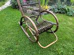 Rotan schommelstoel, Tuin en Terras, Ophalen, Gebruikt, Hout