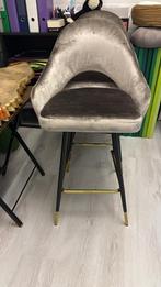 Velvet barkrukken zitmaxx - grey - 1,5 jaar oud, Huis en Inrichting, Barkrukken, Ophalen, Zo goed als nieuw, 60 tot 90 cm