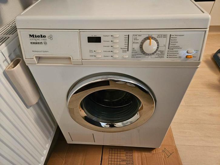 Miele Softtronic W463 V4560 WPS Expert 5 KG, Witgoed en Apparatuur, Wasmachines, Gebruikt, Voorlader, 4 tot 6 kg, 85 tot 90 cm