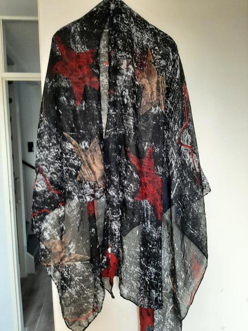dames sjaal, Kleding | Dames, Mutsen, Sjaals en Handschoenen, Zo goed als nieuw, Sjaal, Maat 42/44 (L), Ophalen of Verzenden