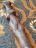 Mooie oude wandelstok uit Afrika van mahoniehout 92,5 cm.