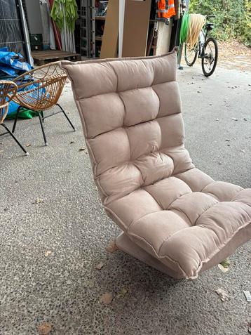 Fauteuil beige beschikbaar voor biedingen
