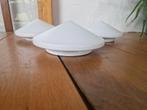 3 vintage discus plafond of wandlampen design melkglas, Huis en Inrichting, Lampen | Plafondlampen, Gebruikt, Onbekend, Ophalen of Verzenden