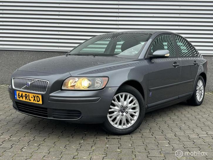 Volvo S40 1.8 Momentum, Auto's, Volvo, Bedrijf, Te koop, S40, ABS, Airbags, Airconditioning, Alarm, Boordcomputer, Centrale vergrendeling