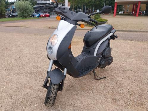 Peugeot ludix 25km, Fietsen en Brommers, Snorfietsen en Snorscooters, Gebruikt, Peugeot, Ophalen