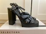 NIEUW Bronx sandalen met hak, zwart met studs, mt 39, Bronx, Zwart, Nieuw, Sandalen of Muiltjes