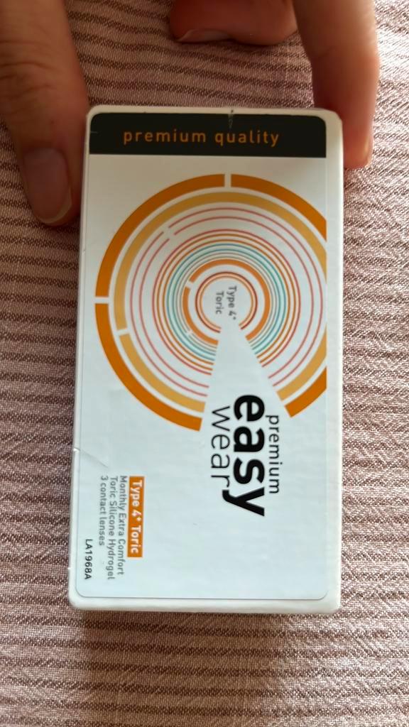 Contactlenzen Easy Wear Premium (nieuw, verkeerd geleverd), Sieraden, Tassen en Uiterlijk, Uiterlijk | Gezichtsverzorging, Zo goed als nieuw