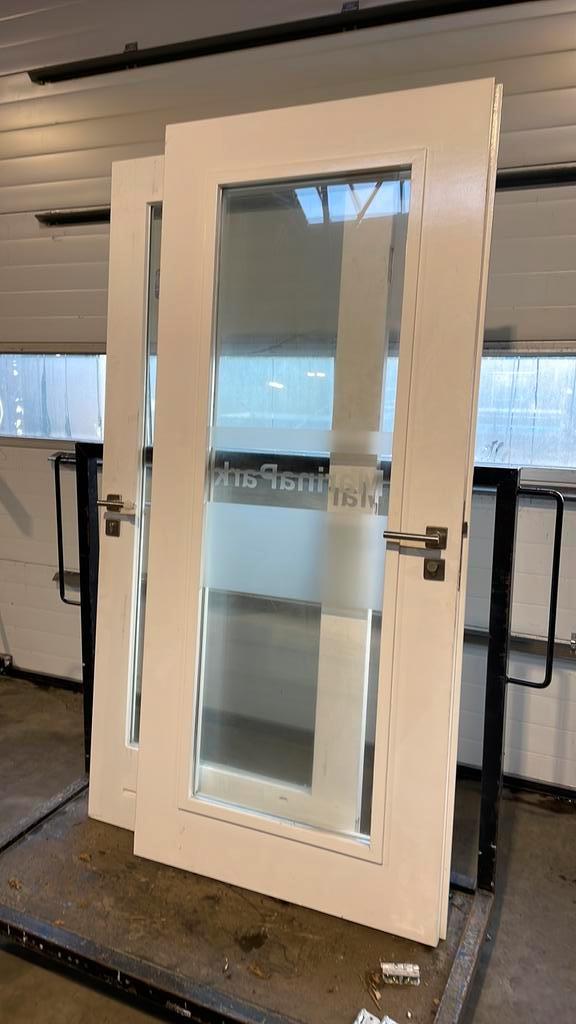 2 Hardhouten deur met glas afmetingen zie omschrijving, Doe-het-zelf en Verbouw, Deuren en Horren, Gebruikt, Buitendeur, 200 tot 215 cm