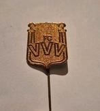 Voetbal speldje VVV, Ophalen of Verzenden, Zo goed als nieuw, Sport