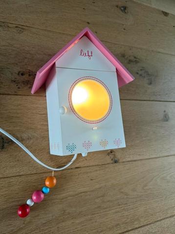 Lief! Kinderklok / Nachtlampje in vogelhuisje-stijl beschikbaar voor biedingen