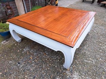 Grote oosterse opium tafel. 110x110cm en 45cm hoog.  beschikbaar voor biedingen