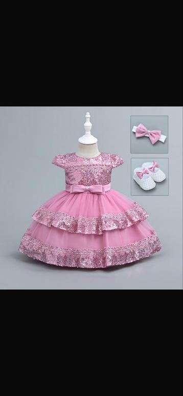 Feestjurk Baby met Accessoires beschikbaar voor biedingen