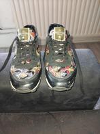 Gedragen maar nog mooie sneakers, Ophalen, Gedragen, Sneakers of Gympen