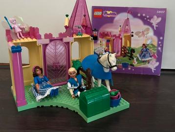 Lego Belville set 5807 - de koninklijke stal beschikbaar voor biedingen