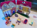 Poppenhuis met inhoud en deurbel met geluid !, Kinderen en Baby's, Speelgoed | Duplo en Lego, Ophalen of Verzenden, Zo goed als nieuw