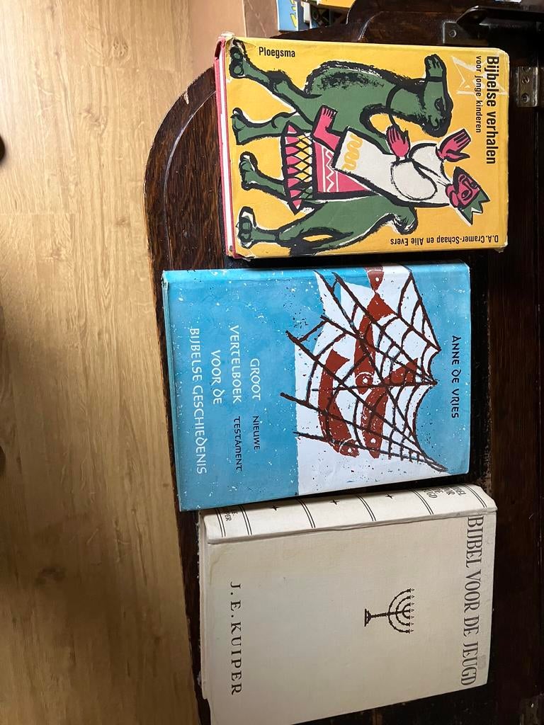Kinderbijbels, Ophalen of Verzenden, Zo goed als nieuw