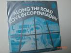 single Tony Vos Along the Road / Love in Copenhagen, Filmmuziek en Soundtracks, 7 inch, Single, Ophalen of Verzenden