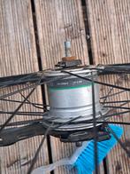 28" voorwiel met naafdynamo en rollerbrake, Ophalen, Gebruikt, Licht